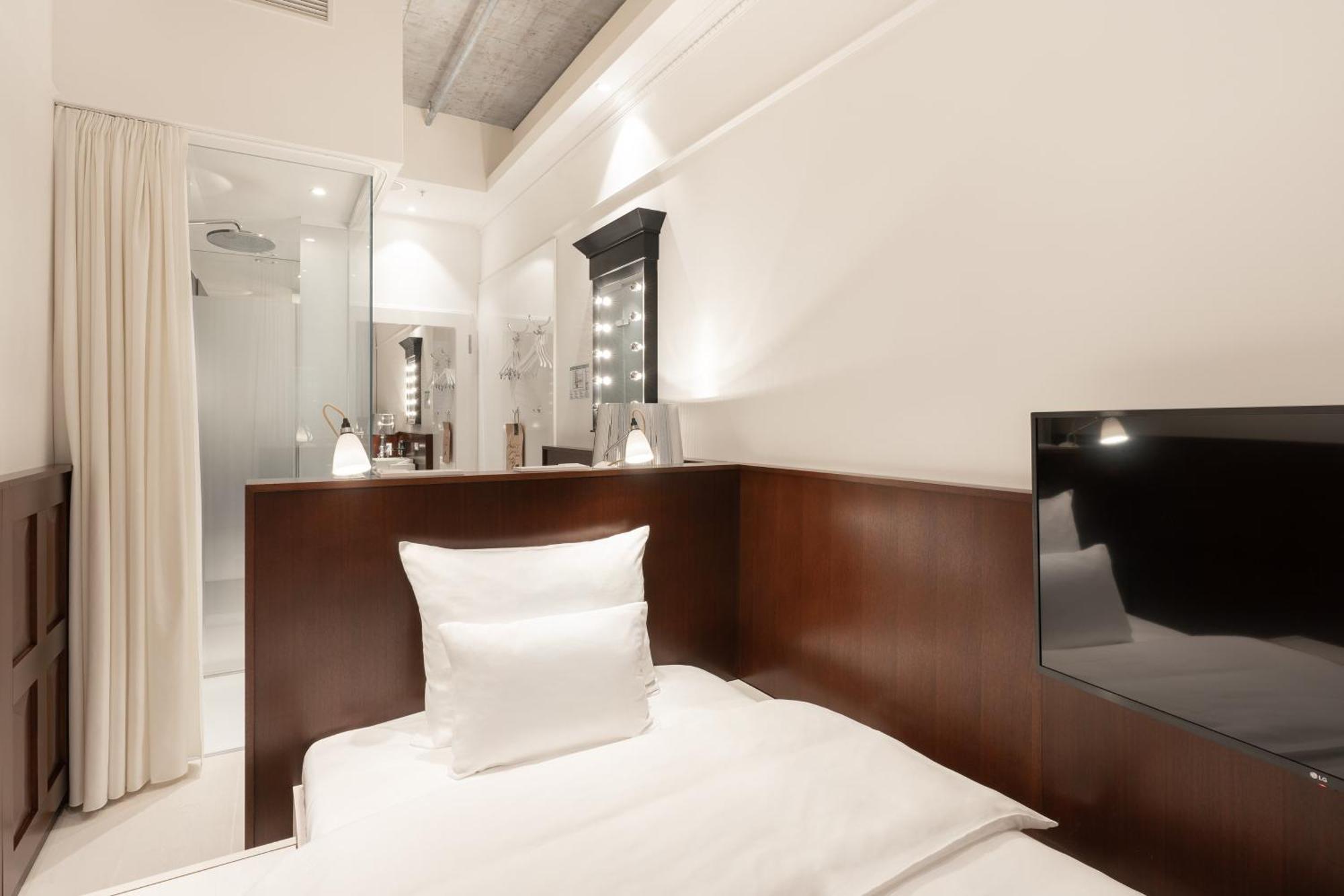 Ruby Louise Hotel Frankfurt Frankfurt am Main Exterior photo